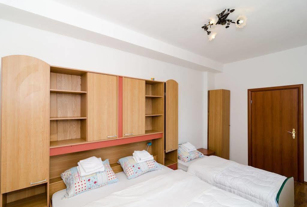 Guest House Kalauz ドゥブロブニク エクステリア 写真